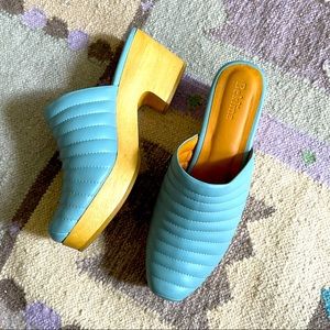 Beklina ribbed clogs in hydrangea